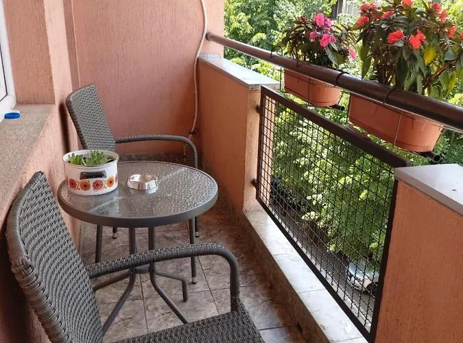 Ino 99 Lägenhet Užice